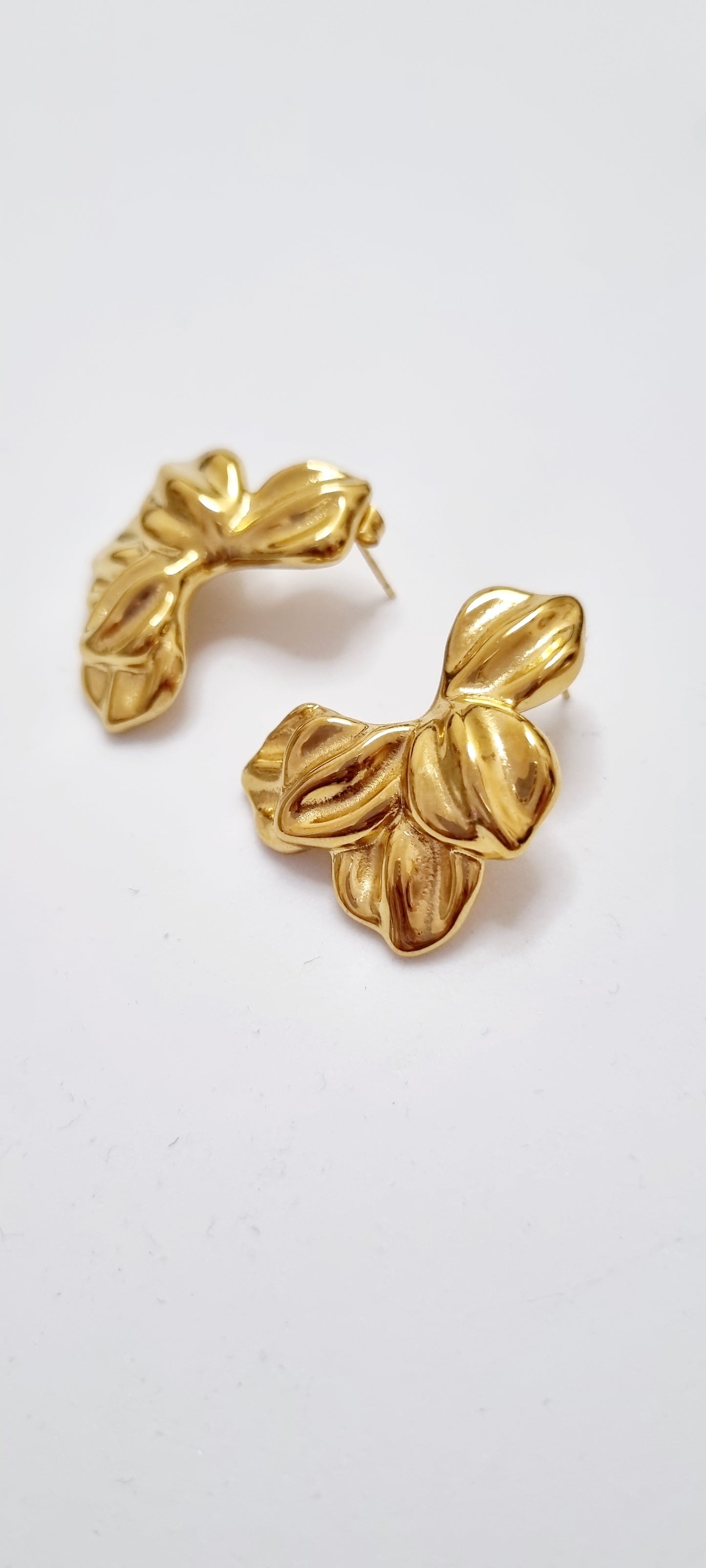 Aretes media flor chunky