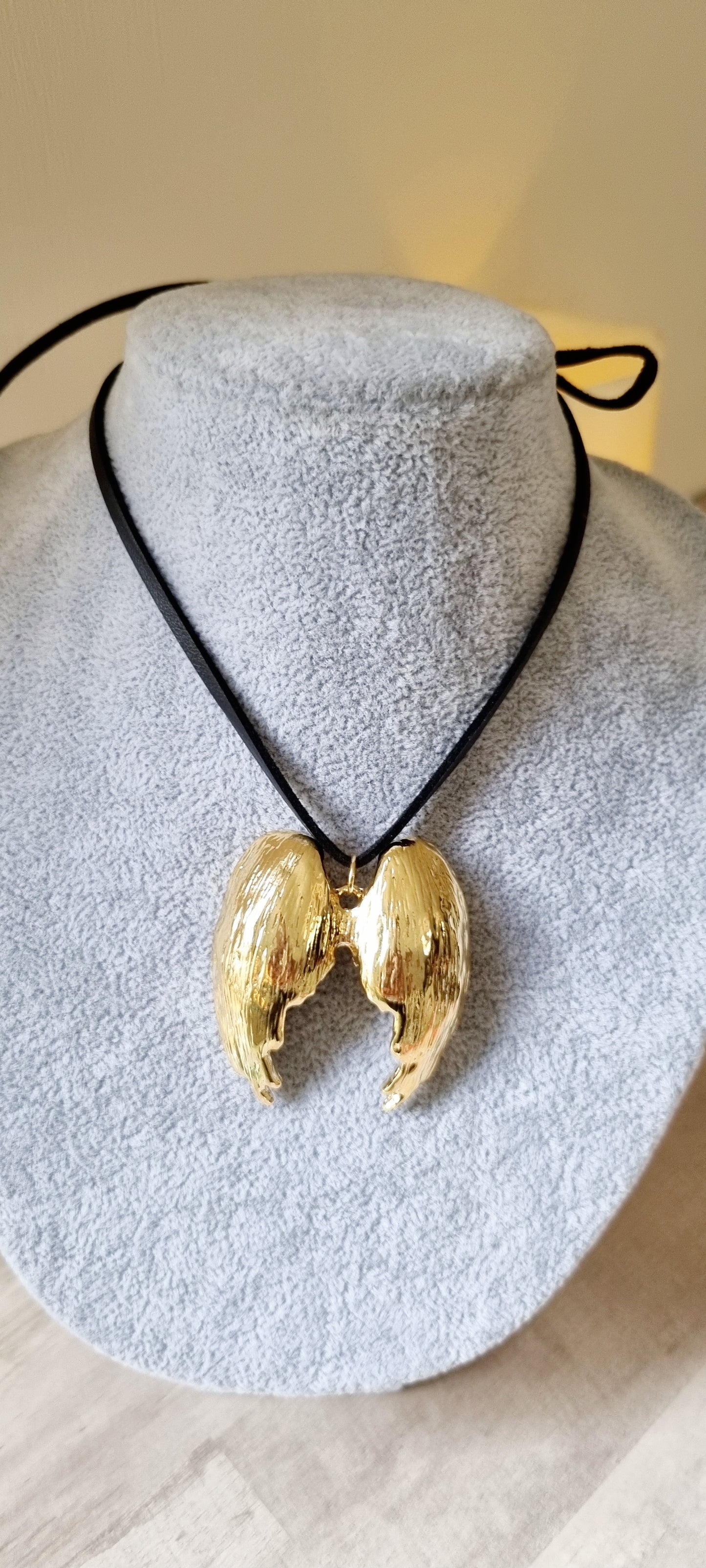 Collar alas