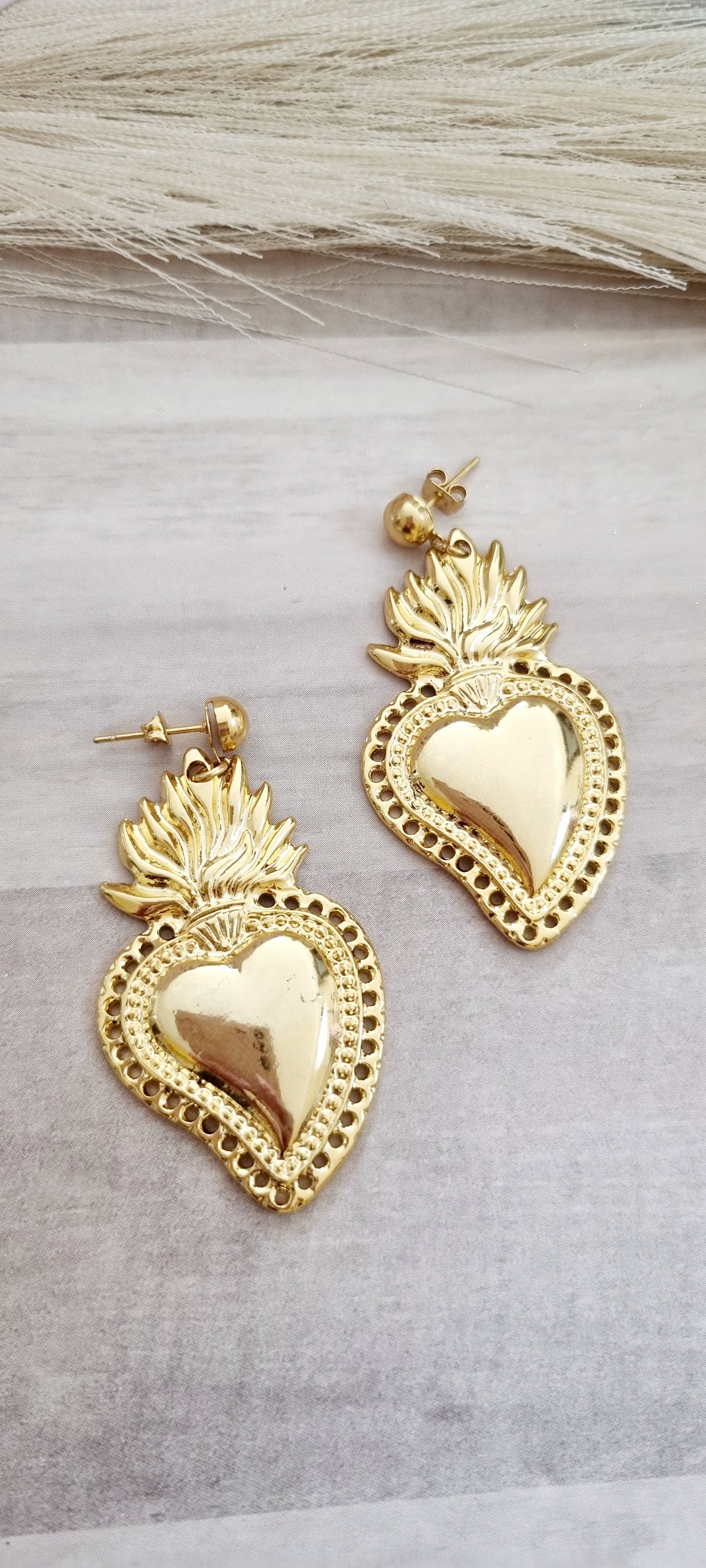 Aretes corazón chunky