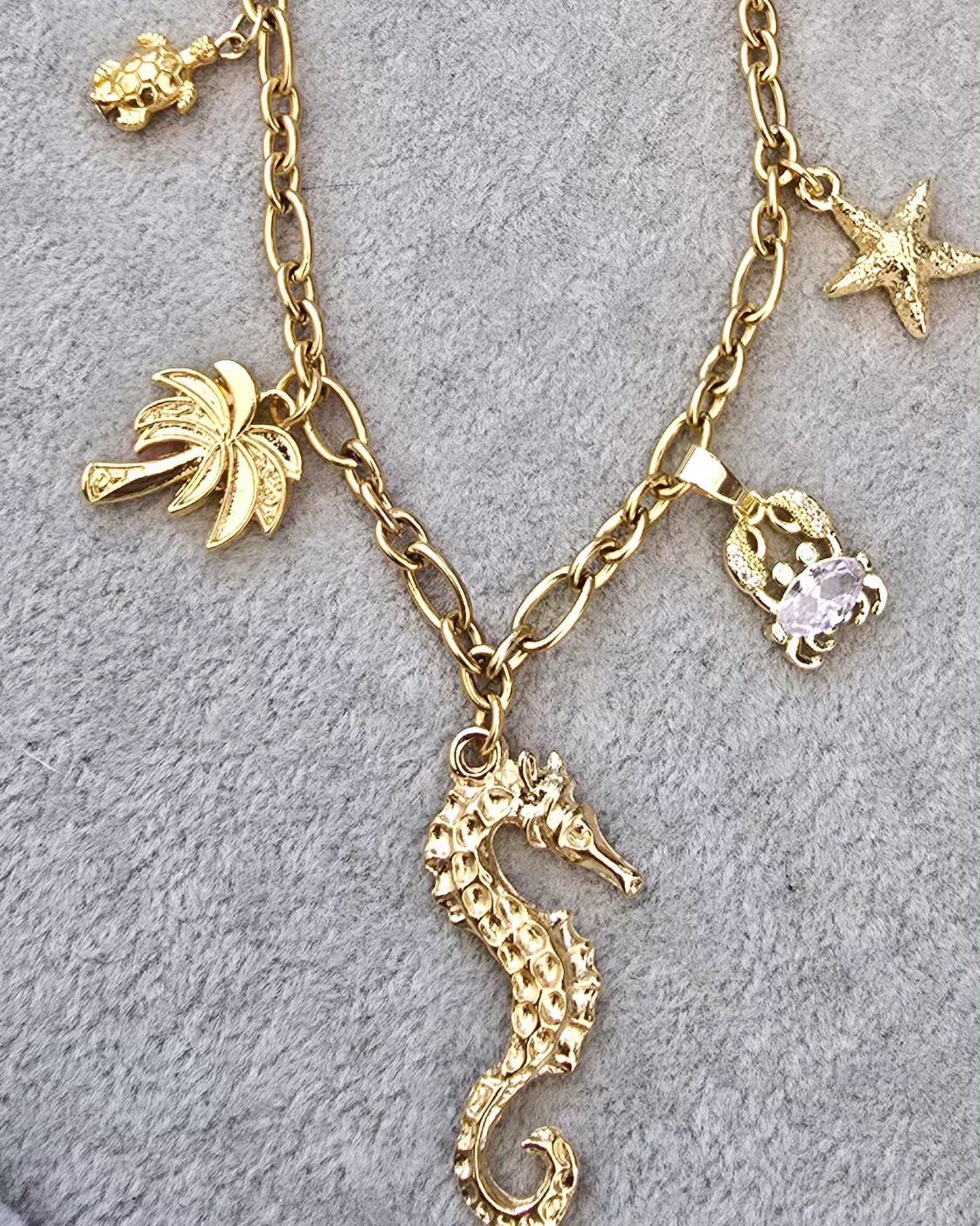 Cadena caballito de mar