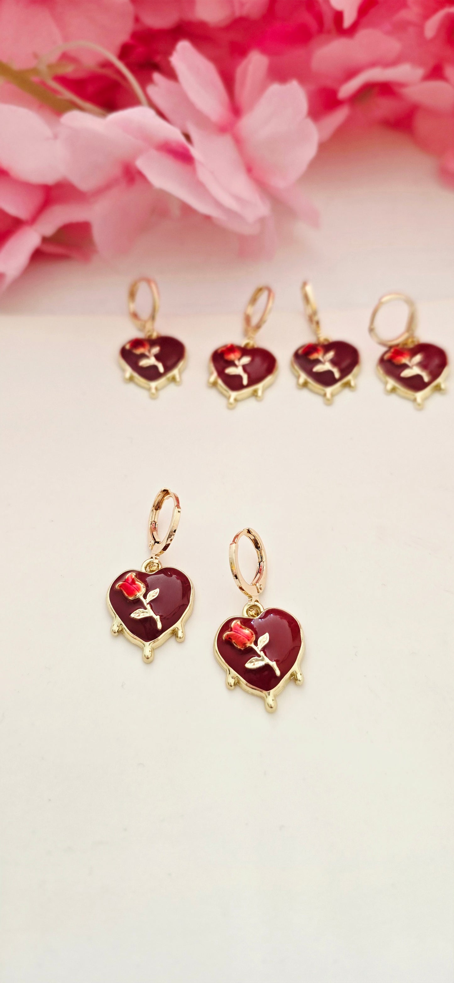 Huggies corazón con rosa.