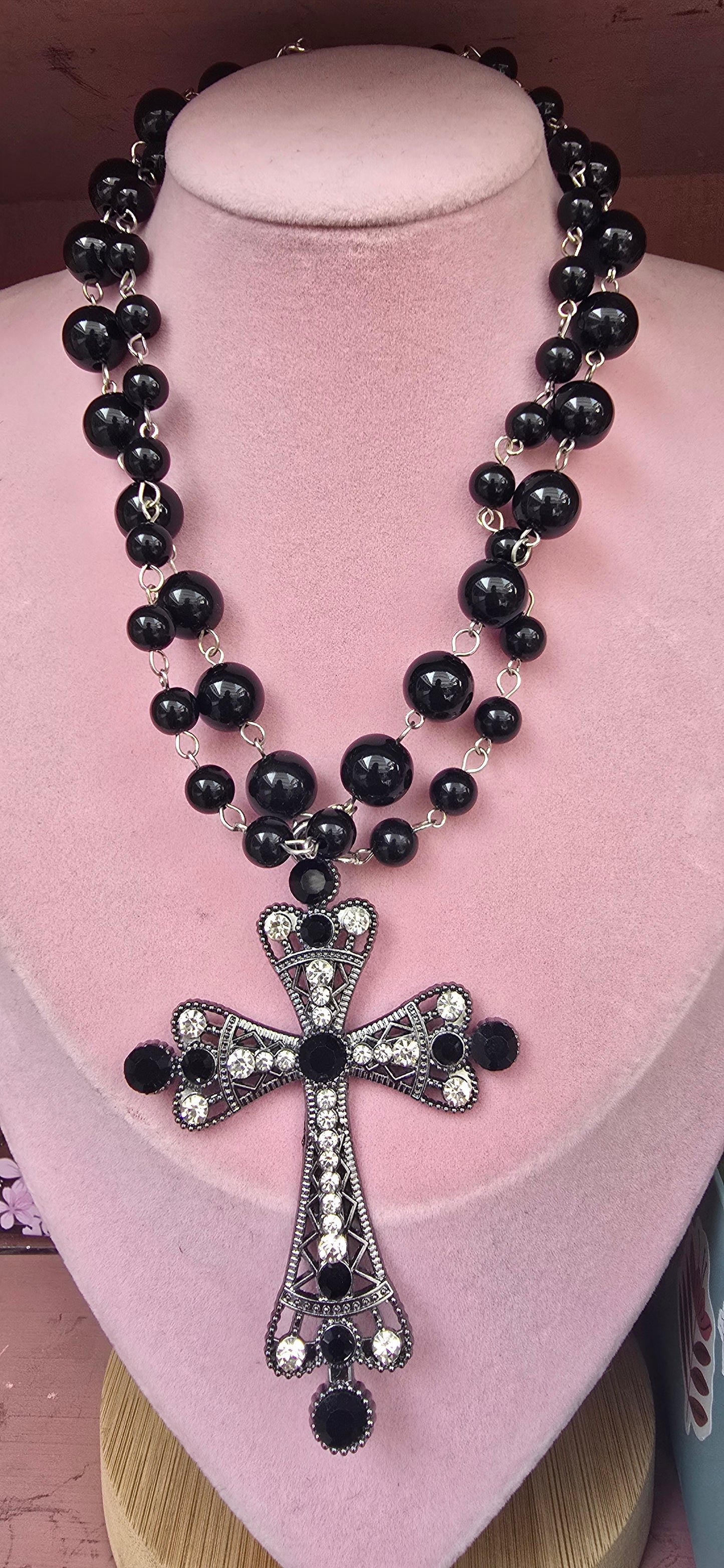 Collar cruz chunky negro